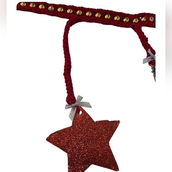 Hand Crafted Gold Beaded Garland Red Crochet Handmade Holiday Gnome decor 6-Feet - Picture 13 of 17